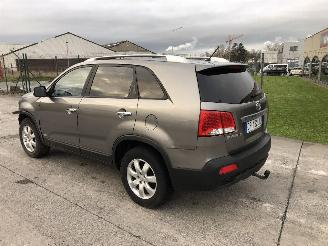 damaged passenger cars Kia Sorento 2.2  CRDI   4WD 2012/12