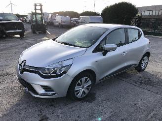 Salvage car Renault Clio 1.5 DCI 1901/1