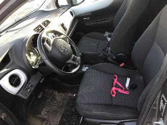 Toyota Yaris 1.5 HYBRIDE picture 6