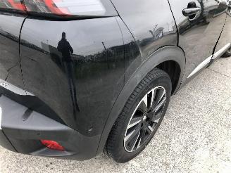 Peugeot 2008 1.2 AUTOMATIQUE picture 10
