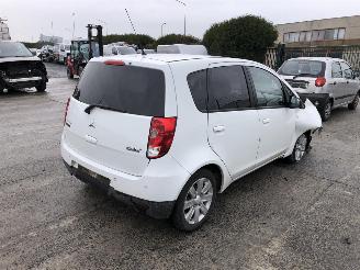 Mitsubishi Colt  picture 8