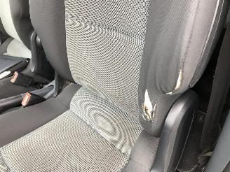 Mitsubishi Colt  picture 15