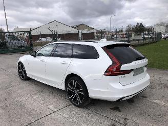 Volvo V-90 2.0 HYBRIDE T8 picture 3