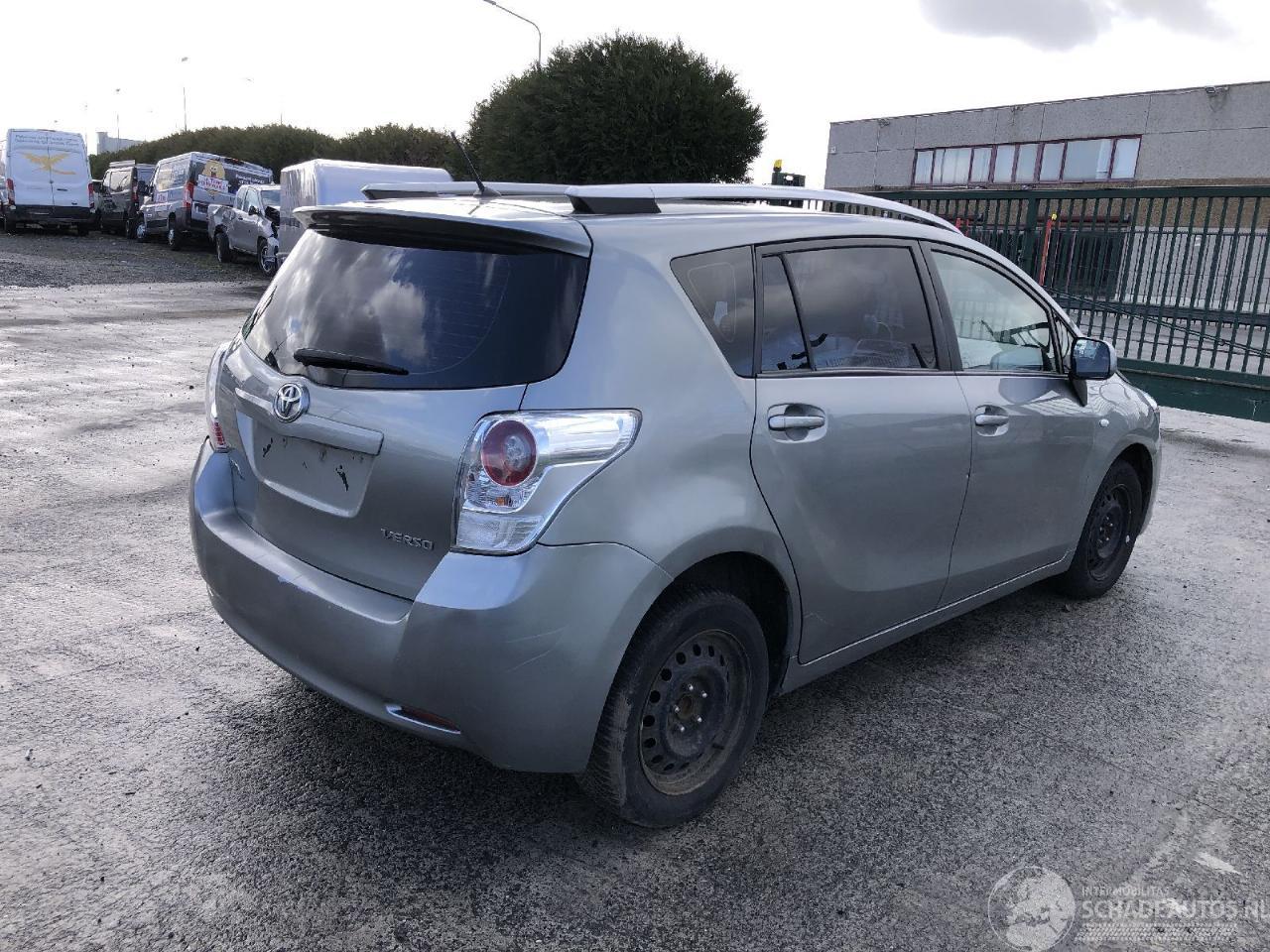 Toyota Verso 1.6