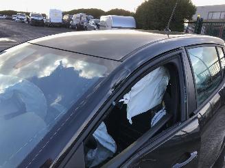 Dacia Sandero 1.0 I picture 13