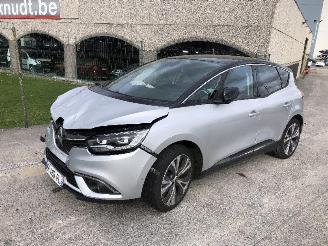 Auto incidentate Renault Scenic 1.2 