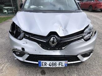 Renault Scenic 1.2 picture 3