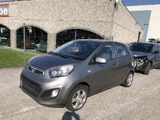 Kia Picanto 1.0 picture 12