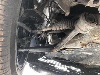 Volvo V-40 2.0 D   R-DESIGN picture 5