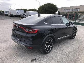 uszkodzony samochody osobowe Renault Arkana 1.3 TURBO AUTOMATIQUE 2023/5