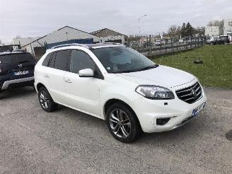 damaged passenger cars Renault Koleos 2.0 DCI automatique 4x4 2011/6