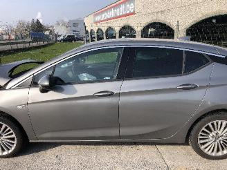 Opel Astra 1.6 CDTI AUTOMATIQUE picture 8