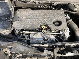 Opel Astra 1.6 CDTI AUTOMATIQUE picture 23