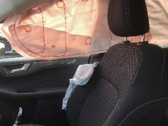 Ford Kuga 2.5 HYBRID picture 21