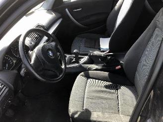 BMW 1-serie 116 i picture 6