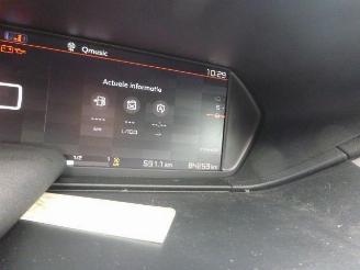 Citroën C4-picasso 1.2 turbo FEEL picture 23