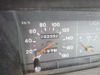 Lada Niva 1.7 i  4x4 picture 14