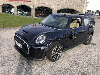 uszkodzony samochody osobowe Mini Mini E cooper S 2021/2