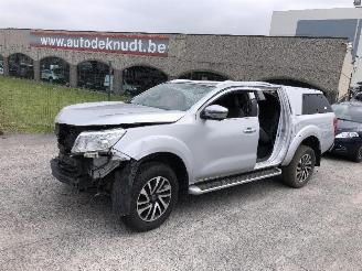 Vaurioauto  passenger cars Nissan Navara 2.3 dci 2019/2