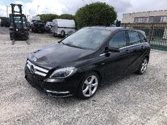 Unfallwagen Mercedes B-klasse B 180 2012/5