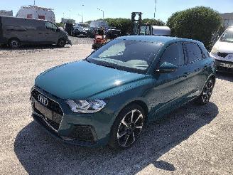 Audi A1 1.0     7 S-TRONIC picture 2