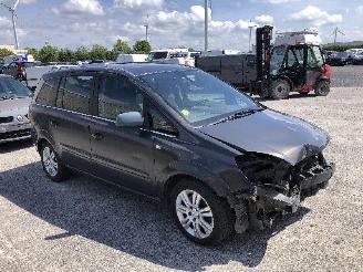 Opel Zafira 1.7 CDTI  7 PLACES picture 4