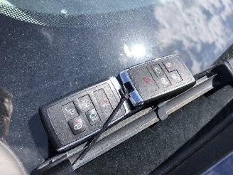 Jaguar XE 2.0 D + HYBRIDE picture 24