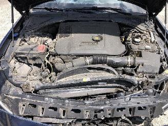 Jaguar XE 2.0 D + HYBRIDE picture 7