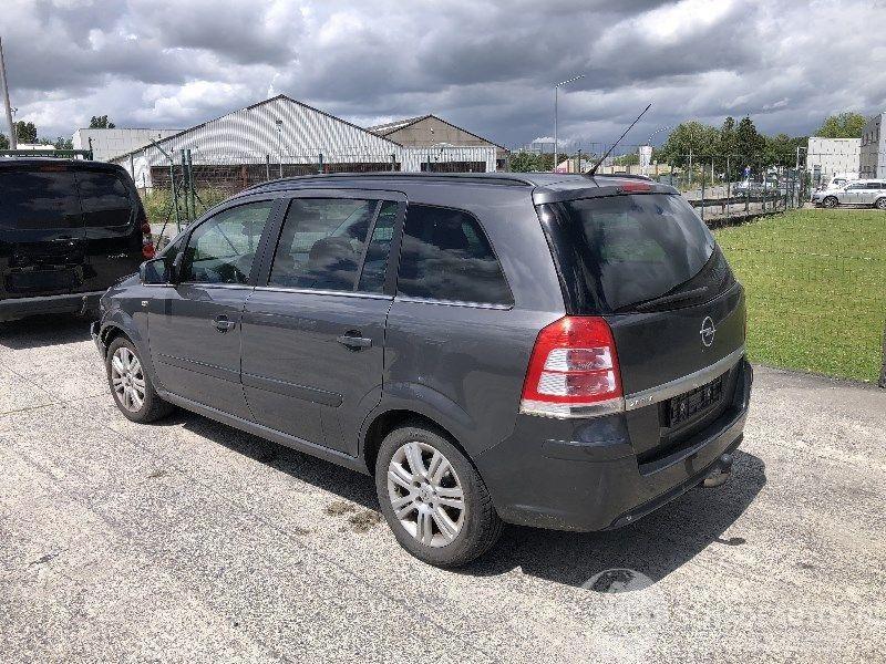 Opel Zafira 1.7 CDTI 7 PLACES