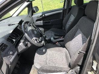 Opel Zafira 1.7 CDTI 7 PLACES picture 8