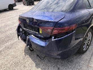 Alfa Romeo Giulia 2.2 JTD  SUPER picture 10
