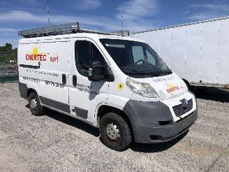 Peugeot Boxer 2.2 HDI picture 1