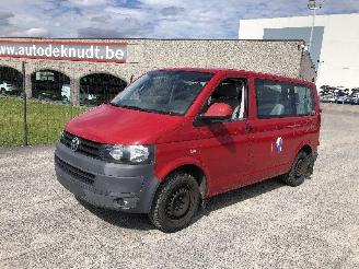 Schadeauto Volkswagen Transporter MINIBUS 2.0 TDI CAAB  LRS 2011/5