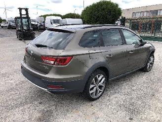 skadebil auto Seat Leon 2.0 TDI 4X4  CUNA  QSL 2015/4