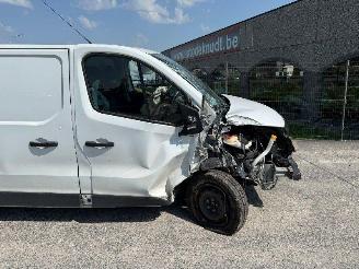 Renault Trafic 1.6 dci picture 3
