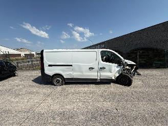 Renault Trafic 1.6 dci picture 6