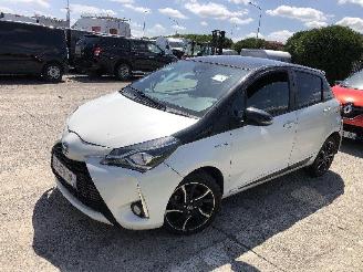 Damaged car Toyota Yaris 1.5 HYBRIDE 2018/1