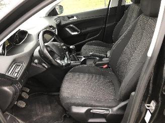 Peugeot 308 SW  1.2 picture 6