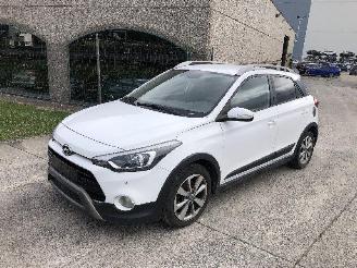 damaged passenger cars Hyundai I-20 1.0 TURBO GDI  ACTIVE 2016/4