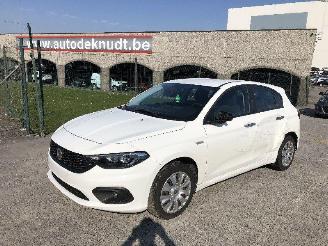 Voiture accidenté Fiat Tipo 1.4 2018/5