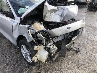 Ford Focus 1.0 picture 8