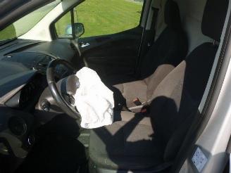 Ford Tourneo Courier 1.6 TDCI picture 6