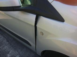 Ford Tourneo Courier 1.6 TDCI picture 11
