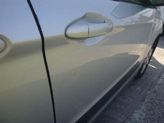 Ford Tourneo Courier 1.6 TDCI picture 12