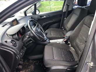 Opel Meriva B  1.4 picture 6