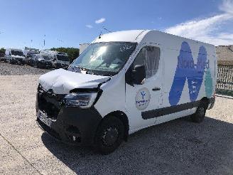 uszkodzony samochody osobowe Renault Master 2.3 dci 2021/1