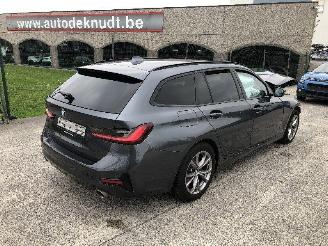 Schadeauto BMW 3-serie 318 i a 2022/7