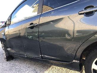 Peugeot 108 CABRIO   1.0 picture 24