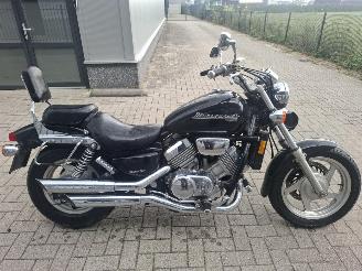  Honda VF 750 custom magna 2000/1