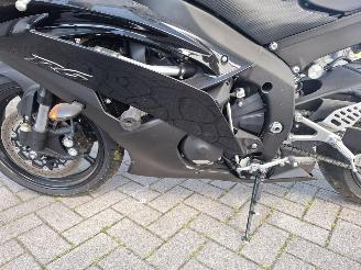 Yamaha YZF - R6  picture 7
